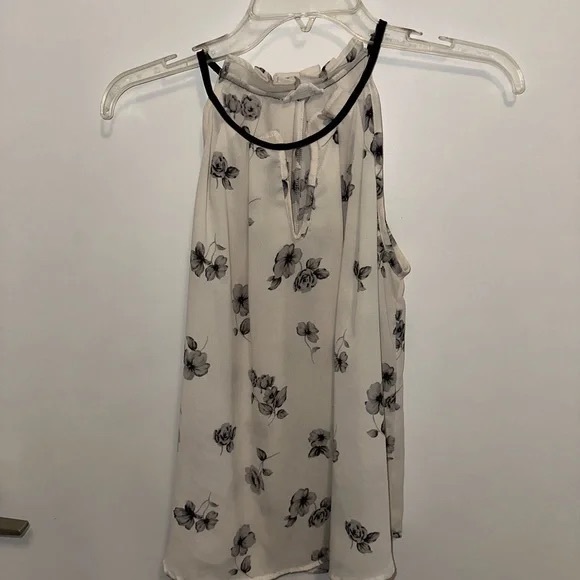 Sienna Sky Black and White Floral Top - Picture 5 of 8